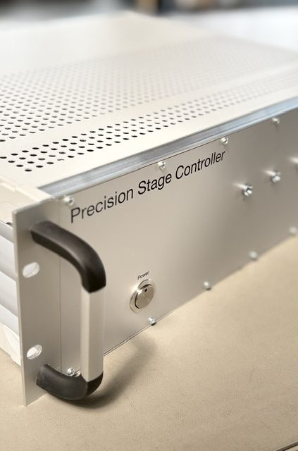 Precision Stage Controller -   Motor Control MC4 front